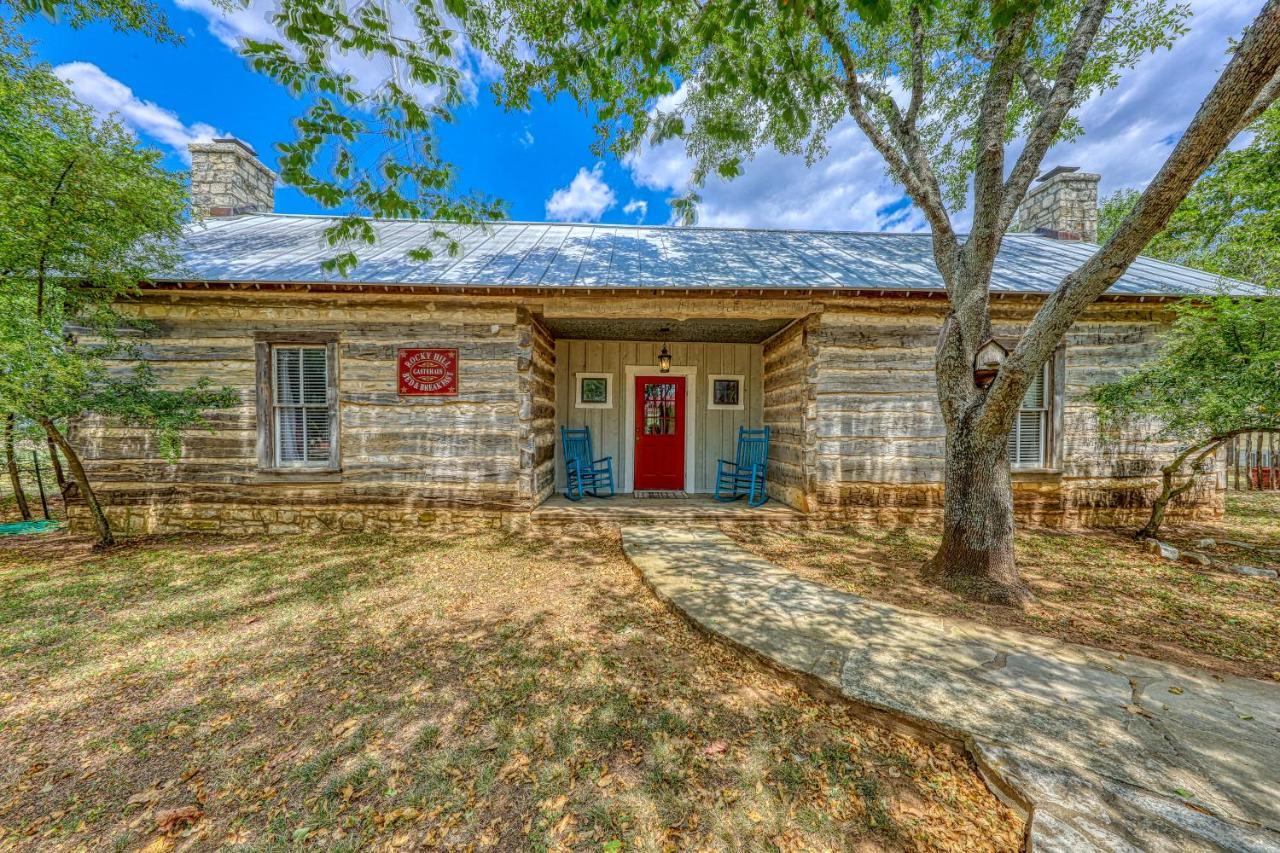 Historic Rocky Hill Apartment Fredericksburg Exterior photo